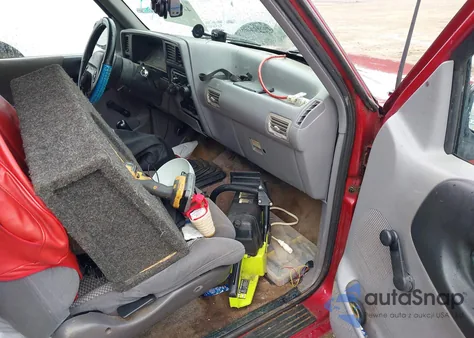 1994 Ford Ranger Super Cab z USA, uszkodzony, nr VIN 1FTCR14X6RTA17316